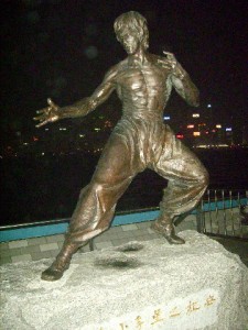 A stature of Bruce Lee