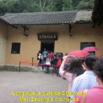 Long queue outside Chairman Mao's old house