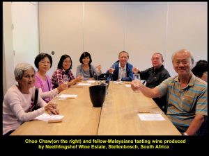Choo Chaw(right) and fellow-Malaysians tasting wine